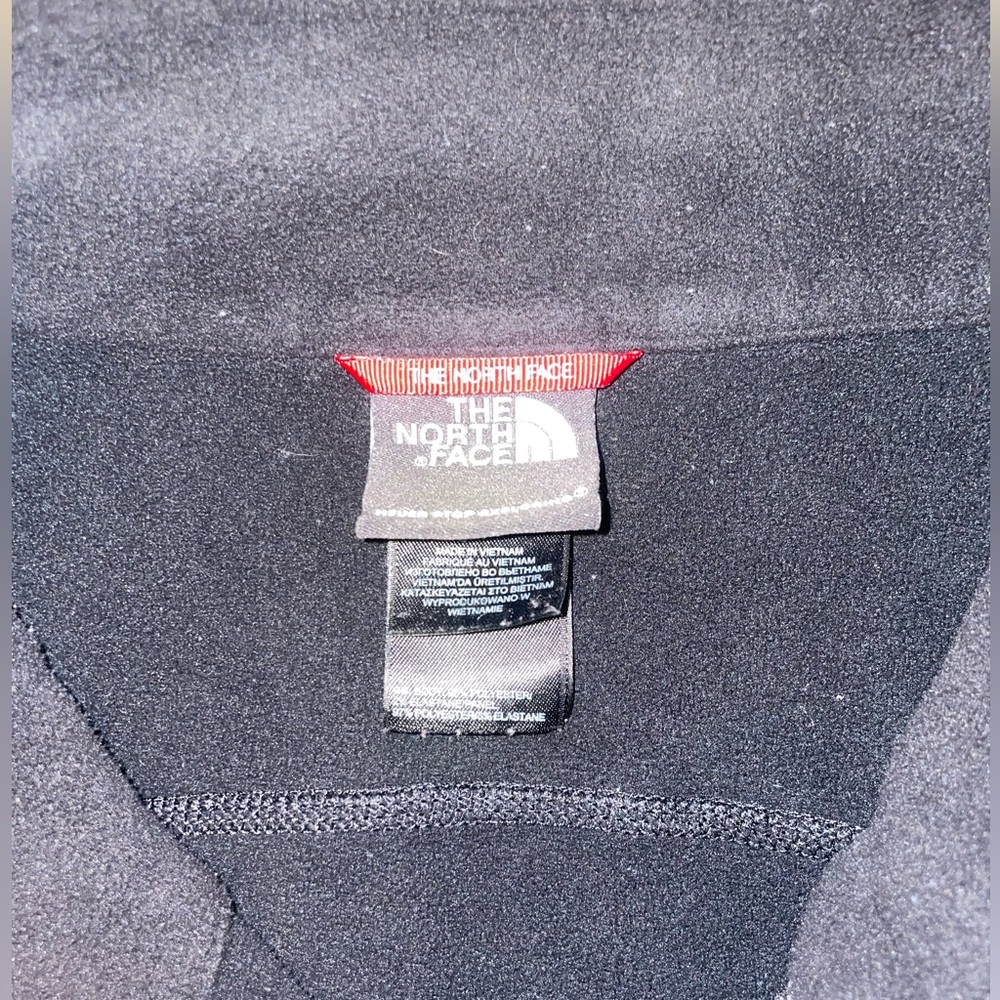 The North Face Pullover - Picture 4 of 5